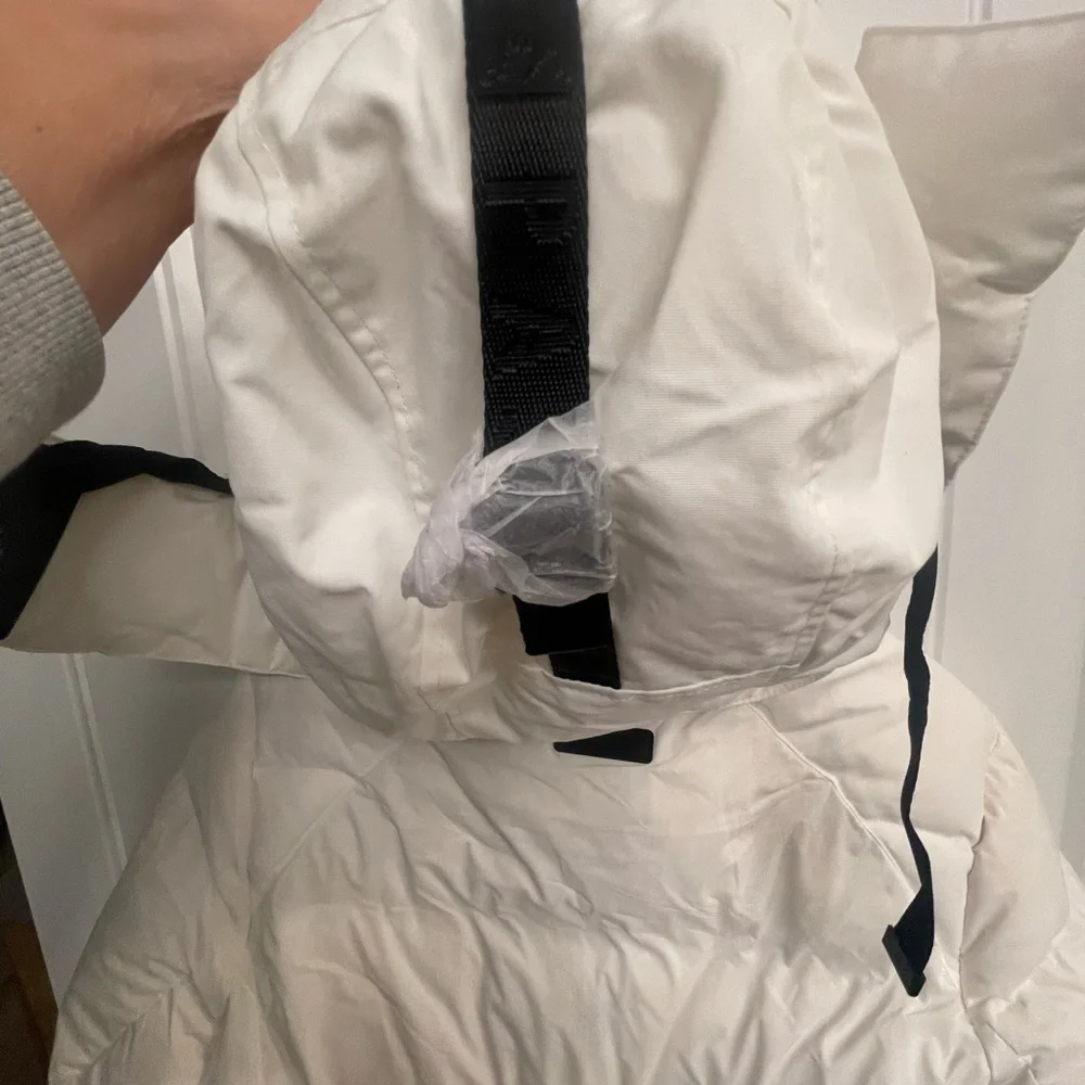 PAJAR SNOW WHITE PUFFER JACKET!! Sleek gorgeous!! New!! S - Picture 7 of 10